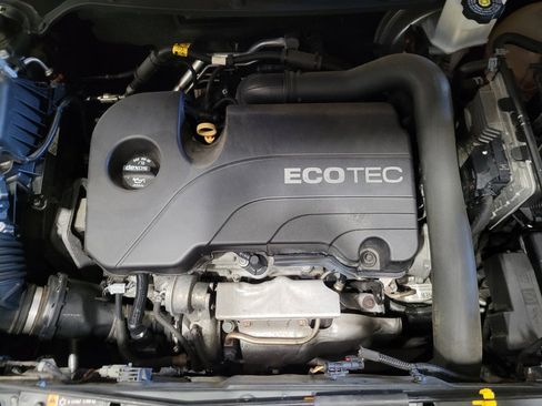 Used 2019 Chevrolet Equinox LT FWD image 30
