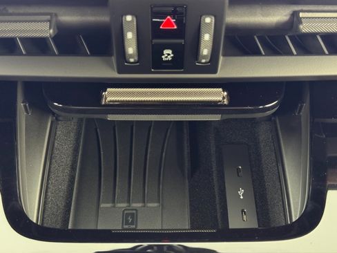 Used 2025 Porsche Cayenne Turbo image 36