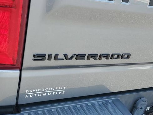 Used 2021 Chevrolet Silverado 1500 LT Trail Boss w/ Convenience Package II AWD/4WD image 27