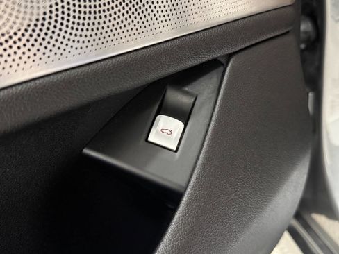 Used 2017 BMW ALPINA B7 xDrive image 42