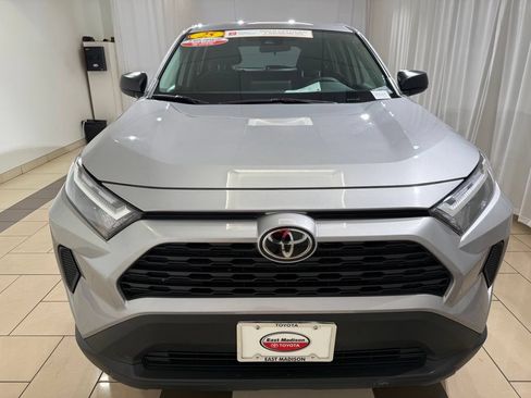 Certified 2025 Toyota RAV4 LE AWD/4WD image 8