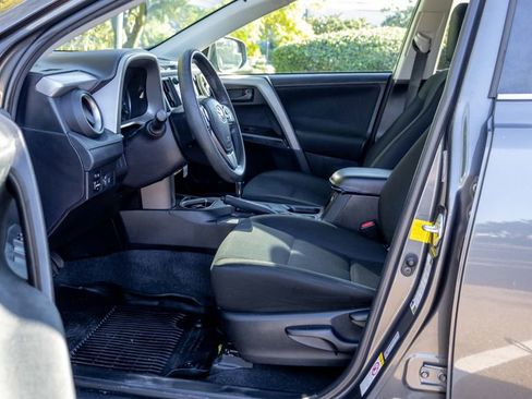 Used 2018 Toyota RAV4 LE w/ All Weather Liner Package image 17