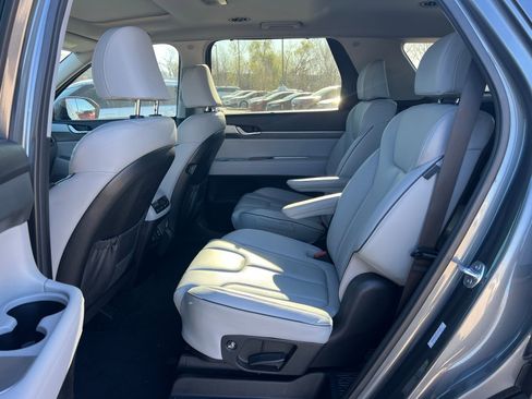 Used 2025 Hyundai Palisade SEL image 20