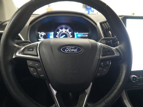 Used 2022 Ford Edge SEL w/ Convenience Package image 22