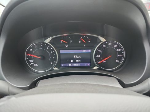 Used 2022 GMC Terrain SLT w/ Infotainment Package II AWD/4WD image 17