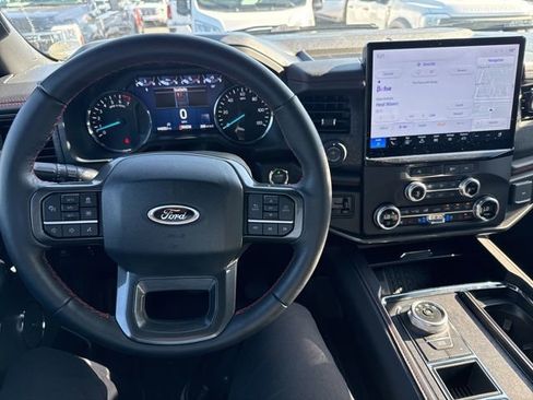 Used 2024 Ford Expedition Max Limited image 12