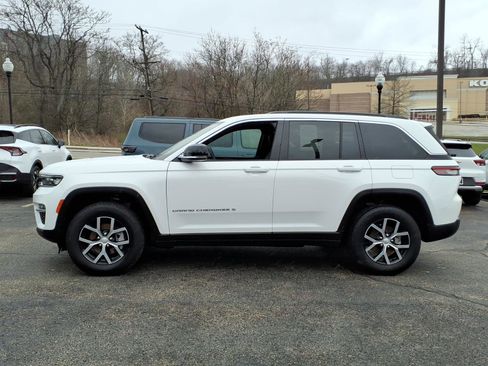 Certified 2025 Jeep Grand Cherokee Limited image 2