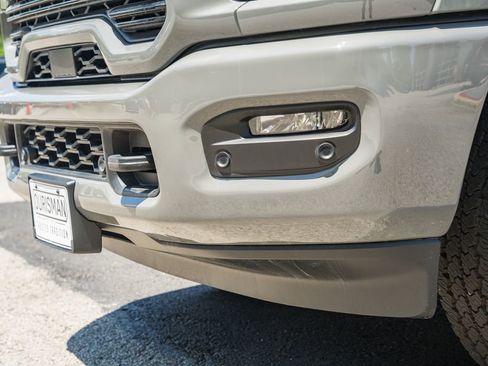New 2026 RAM 2500 Laramie AWD/4WD image 15