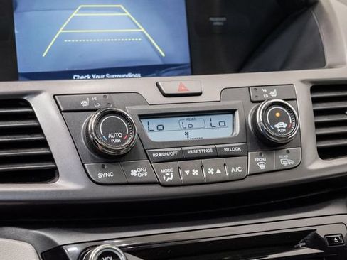 Used 2014 Honda Odyssey EX-L image 18