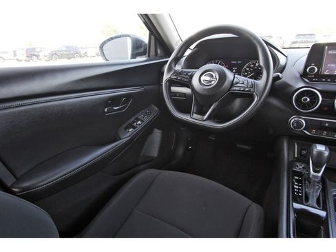 Certified 2025 Nissan Sentra S FWD image 11