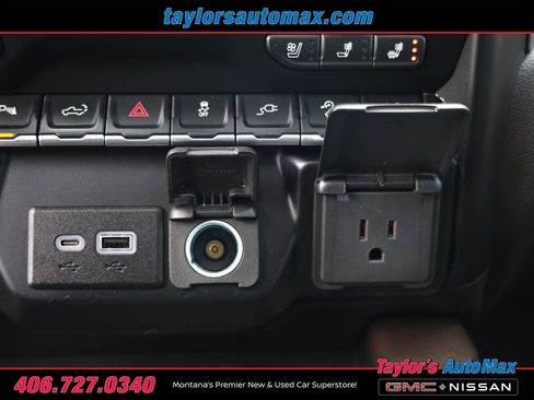 Used 2023 GMC Sierra 3500 Denali w/ Denali Black Diamond Edition image 30