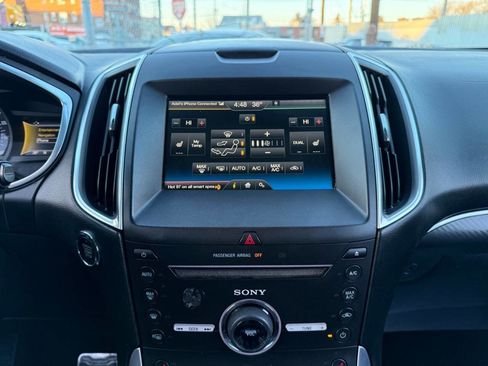 Used 2015 Ford Edge Sport image 18