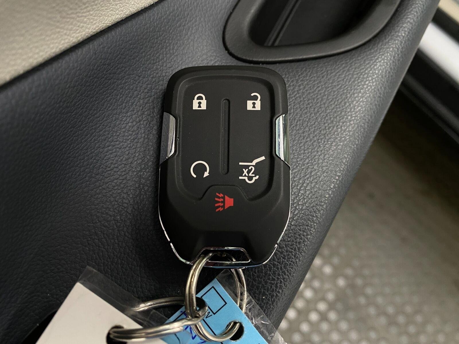 Used 2023 GMC Terrain Denali w/ LPO, Floor Liner Package AWD/4WD image 33