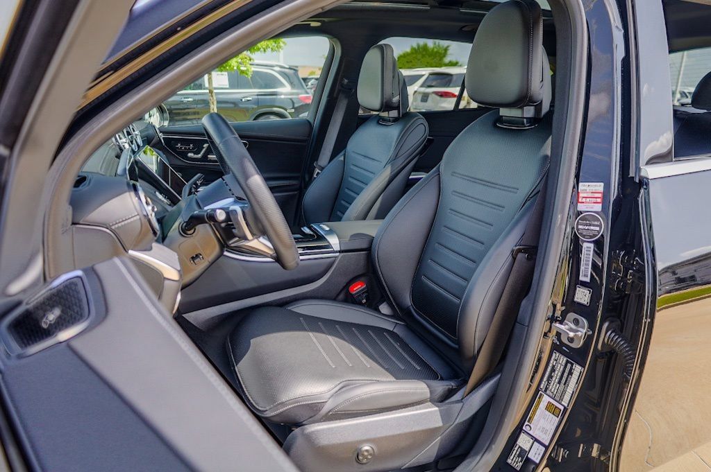 Certified 2026 Mercedes-Benz GLC 300 image 22