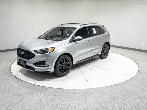 Used 2020 Ford Edge ST-Line FWD image 35