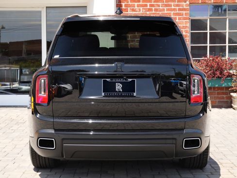 Used 2022 Rolls-Royce Cullinan AWD/4WD image 21