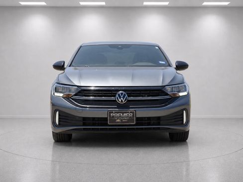 Used 2024 Volkswagen Jetta Sport FWD image 8