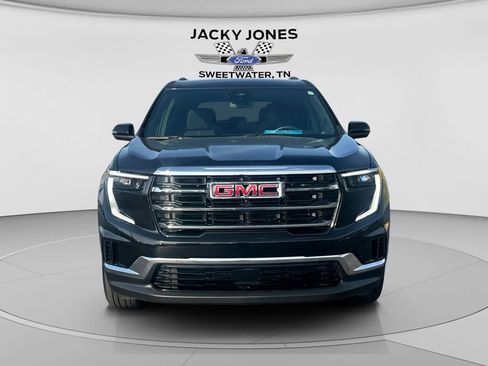 Used 2025 GMC Acadia Elevation image 8