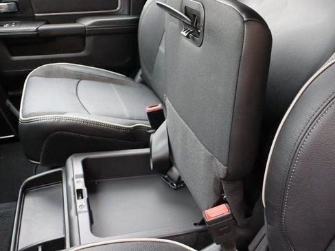 Used 2025 RAM 2500 Laramie image 32