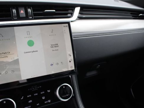 Used 2026 Jaguar F-PACE R-Dynamic S image 12