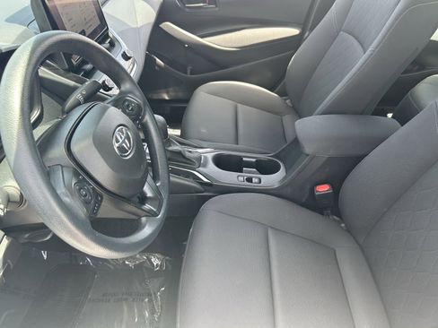 Used 2023 Toyota Corolla LE FWD image 25