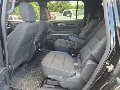 Certified 2024 Chevrolet Traverse LT AWD/4WD image 10