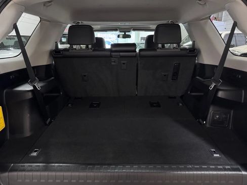 Used 2016 Toyota 4Runner SR5 Premium RWD image 22