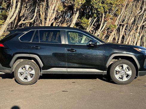 Used 2023 Toyota RAV4 XLE image 3