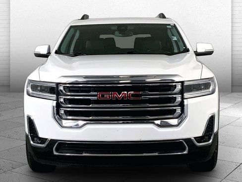 Used 2023 GMC Acadia SLT image 2