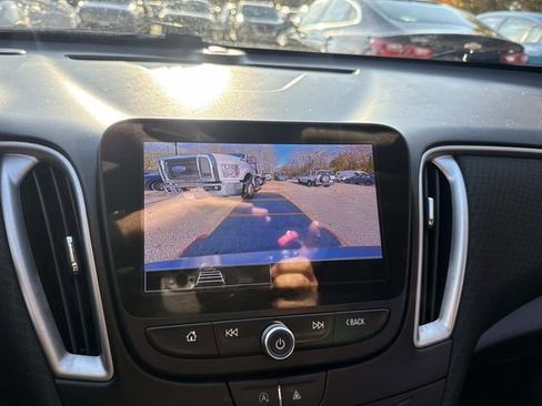 Used 2023 Chevrolet Malibu LT image 26