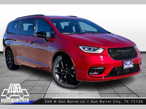 New 2026 Chrysler Pacifica Select w/ S Appearance Package FWD image 1