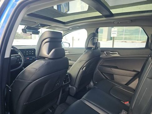 New 2026 Kia Sportage EX w/ EX Panorama Roof Package image 23