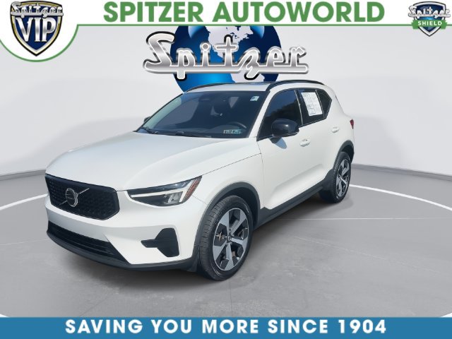 Used 2024 Volvo XC40 B5 Core AWD/4WD image 7