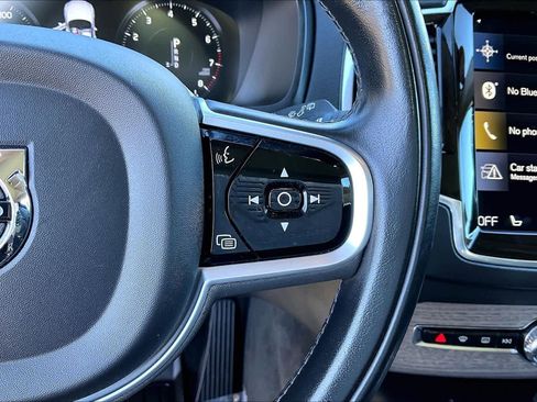 Used 2020 Volvo XC90 T6 Inscription w/ Protection Package Premier image 24