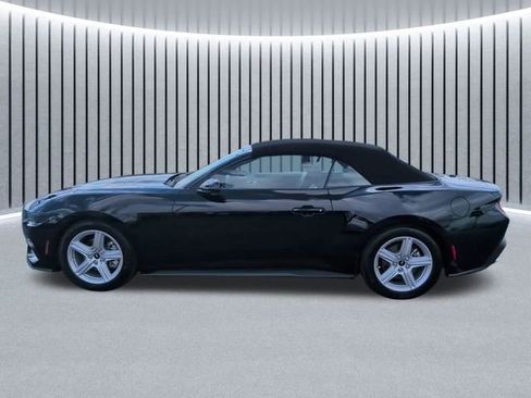 Used 2026 Ford Mustang Premium RWD image 12