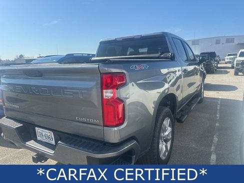 Used 2020 Chevrolet Silverado 1500 Custom w/ Custom Value Package AWD/4WD image 3
