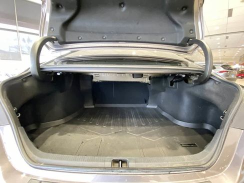 Certified 2020 Toyota Camry SE w/ Convenience Package FWD image 24