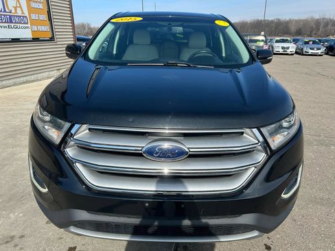 Used 2015 Ford Edge Titanium image 2