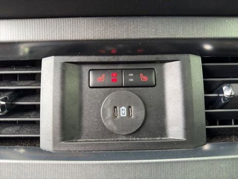 Used 2025 Ford F450 Platinum AWD/4WD image 22