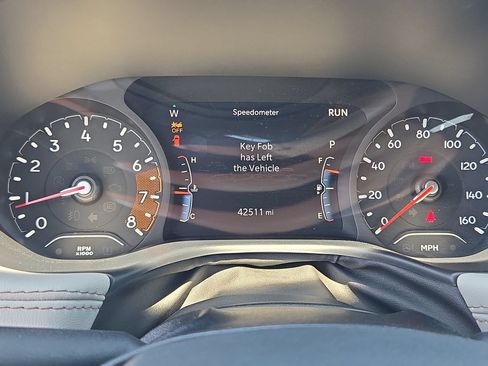 Used 2025 Jeep Compass Limited AWD/4WD image 18