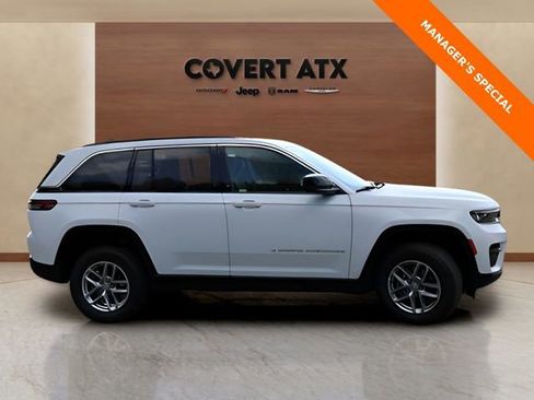 New 2025 Jeep Grand Cherokee Laredo X w/ Luxury Tech Group I image 6