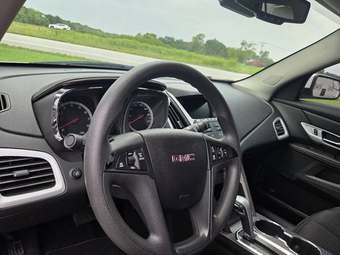 Used 2014 GMC Terrain SLE AWD/4WD image 17
