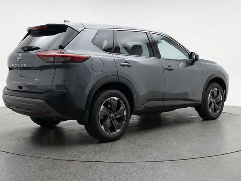 Used 2025 Nissan Rogue SV FWD image 9