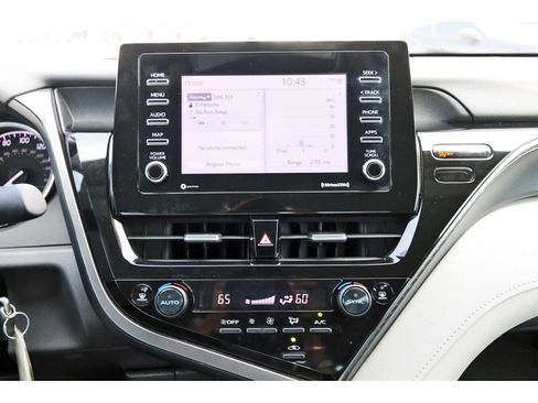 Used 2024 Toyota Camry LE image 22