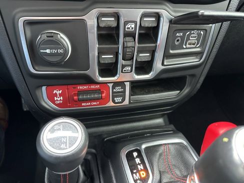 Used 2021 Jeep Wrangler Unlimited Rubicon w/ Uconnect 4C Nav & Sound Group image 51