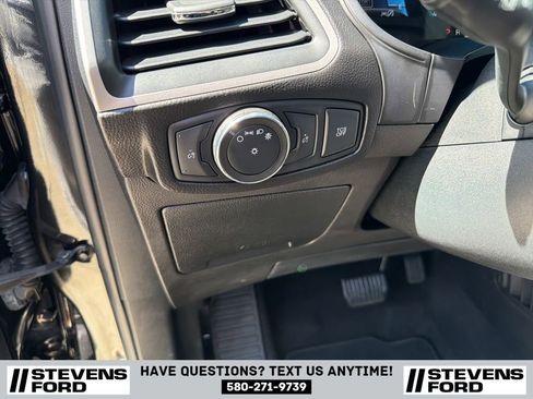 Used 2022 Ford Edge SE AWD/4WD image 19