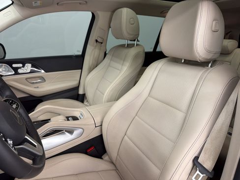 Used 2020 Mercedes-Benz GLS 450 4MATIC image 5
