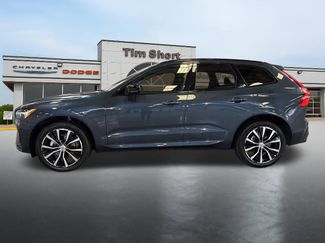 Used 2025 Volvo XC60 B5 Plus video 2