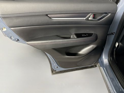 Used 2021 MAZDA CX-5 Carbon Edition image 26