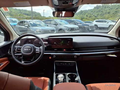 New 2026 Kia Carnival SX Prestige image 12